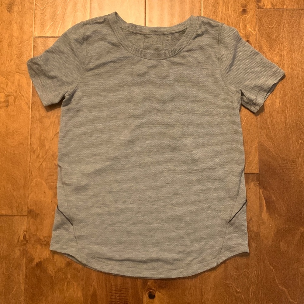 Lululemon shirt
